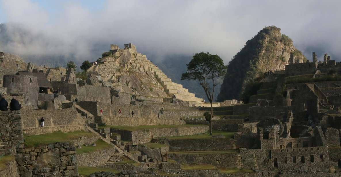 Short Inca Trail Trek to MachuPicchu - Premium Tour - Inclusions and Amenities