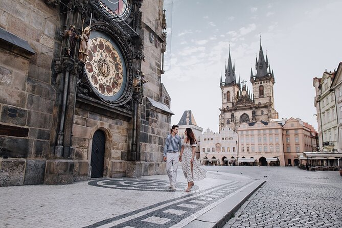 Short Photography Session and Walking Tour in Prague. - Pickup Information