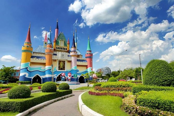 Siam Park City Amusement Park at Bangkok Including Lunch & Return Transfer - Park Attractions and Features