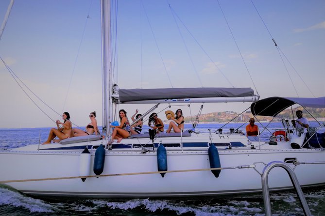 Sight Sailing in Lisbon - Onboard Amenities and Information