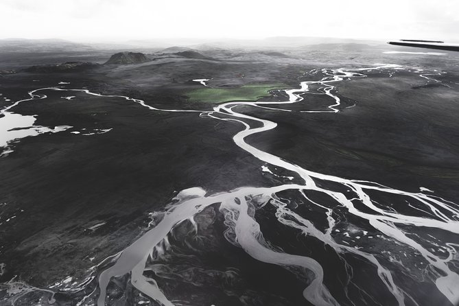 Sightseeing Flight Over Black Sands and Riverbeds From Skaftafell Terminal - Booking and Cancellation Policy