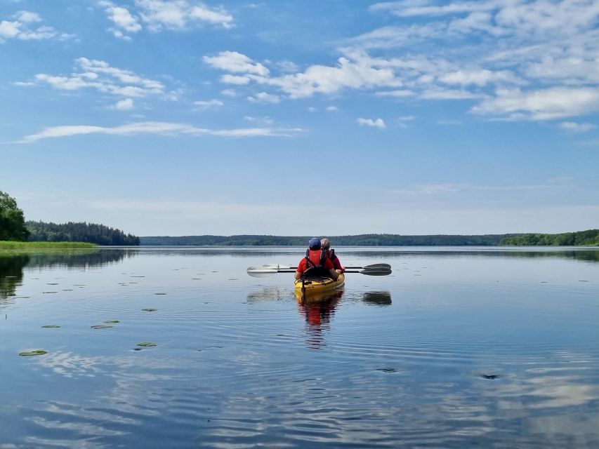 Sigtuna: Lake Mälaren Historic Sites Kayak Tour With Lunch - Important Information