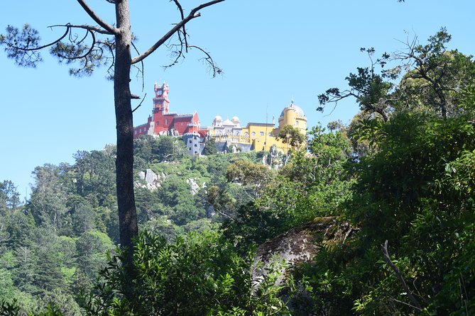 Sintra and Cascais With a Local Guide - Group Tour Starting From Sintra - Negative Review