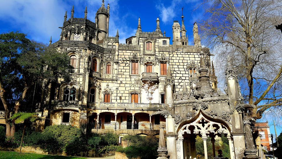 Sintra : Exclusive Full-Day Monuments Tour - Highlights of the Tour