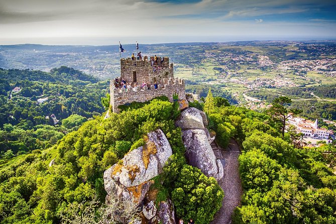 Sintra Private Guided Tour With Entry Fees and Onboard Wi-Fi  - Lisbon - Top Sintra Attractions