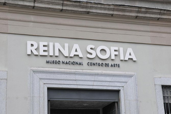 Skip the Line: Ticket for the Reina Sofia Museum in Madrid - Security Control Requirements