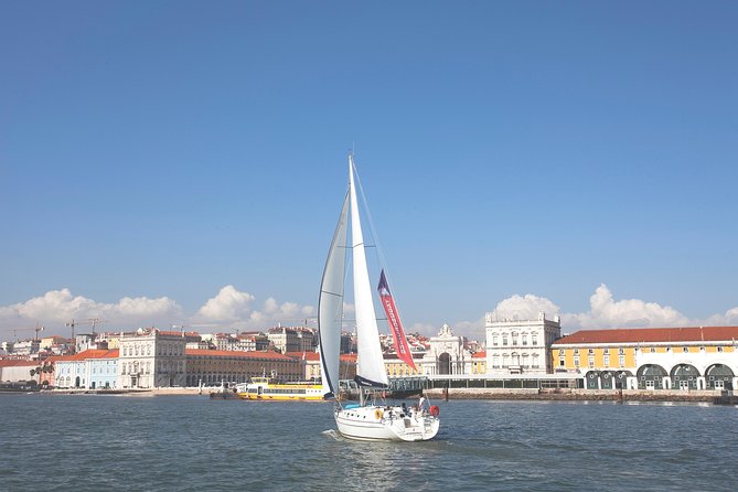 Small-Group Sailing Tour on the Tagus River From Lisbon - Tour Itinerary