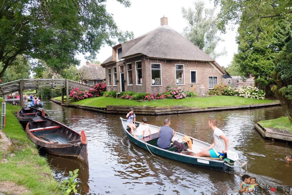 Small-Priveter Group to Giethoorn/Windmill From Ams(En/中文） - Exclusive Small-Group Experience