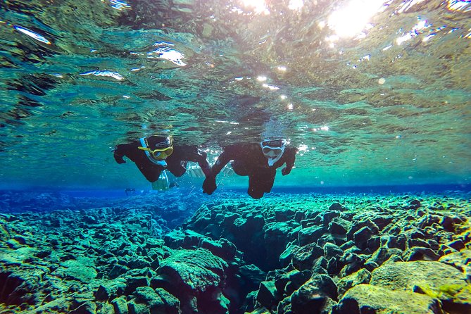 Snorkeling Between Continents in Silfra With Photos Included - Group Size and Personalization