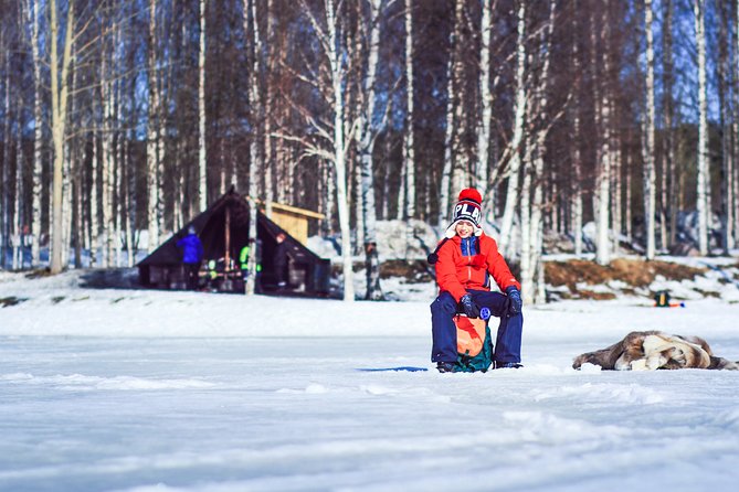 Snowshoe Trip for Ice Fishing in Inari-Saariselkä - Snowshoeing Adventure