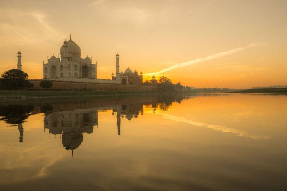 Splendor of Agra on a Day Tour by Gatimaan Train - Tour Itinerary