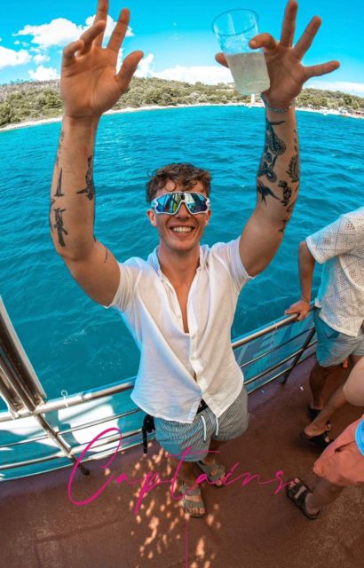 Split: Captain's Blue Lagoon Boat Party With Live DJ - Experience Highlights