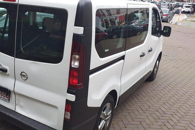 Standard Minivan From Charleroi Airport to City of Antwerp - Refund Policy
