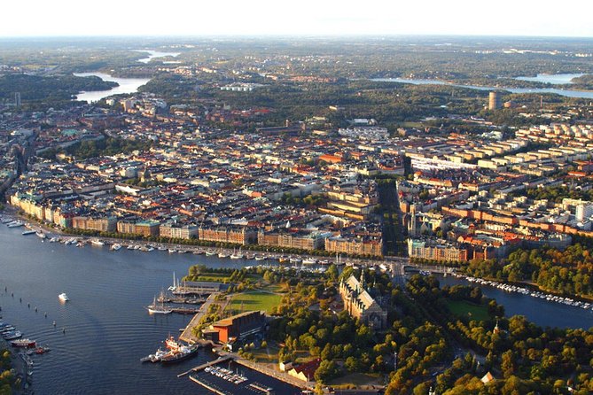 Stockholm Airport Transfers : Airport ARN to Stockholm City in Business Car - Competitive Pricing Structure