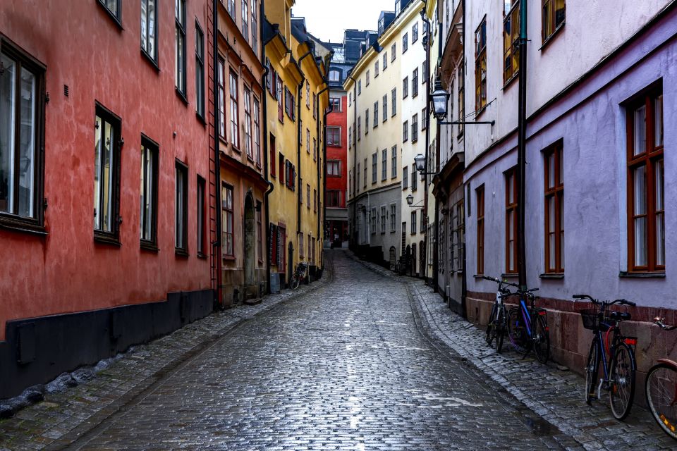 Stockholm: First Discovery Walk and Reading Walking Tour - Tour Preparation