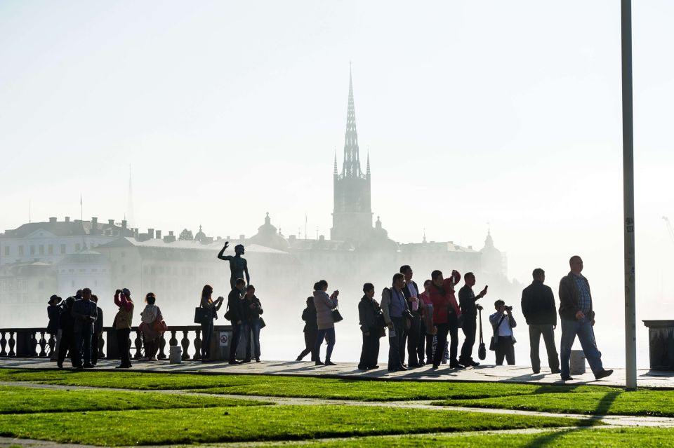 Stockholm: Highlights Guided Walking Tour - Tour Experience