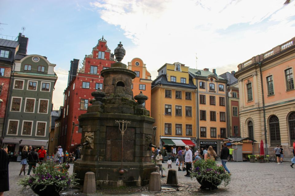 Stockholm: Personalized Guided Tour for Families - Safety and Logistics