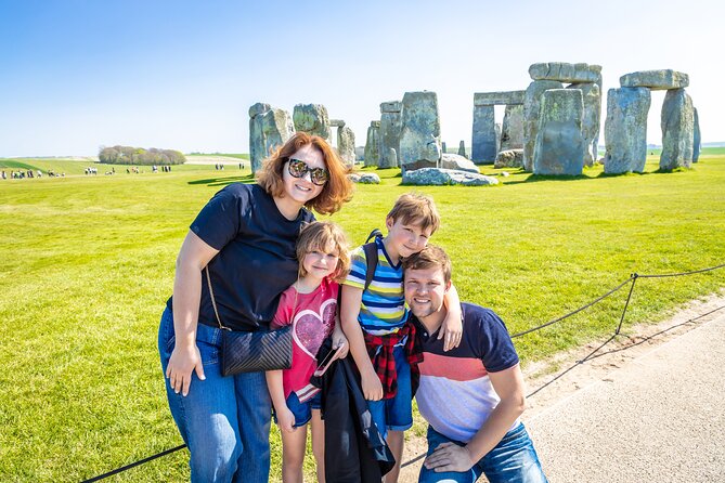 Stonehenge Inner Circle and Bath Tour With Dinner - Tour Guides and Drivers