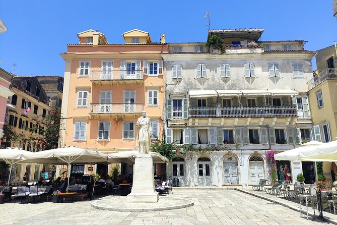 Stories of Battles & Urban Life in the Old Town Tour - Urban Development Narratives