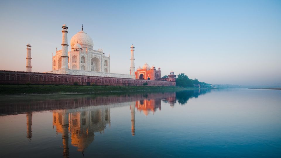Taj Mahal Sunrise With Entrance - Guide - Meal - Transport - Inclusions and Amenities Provided