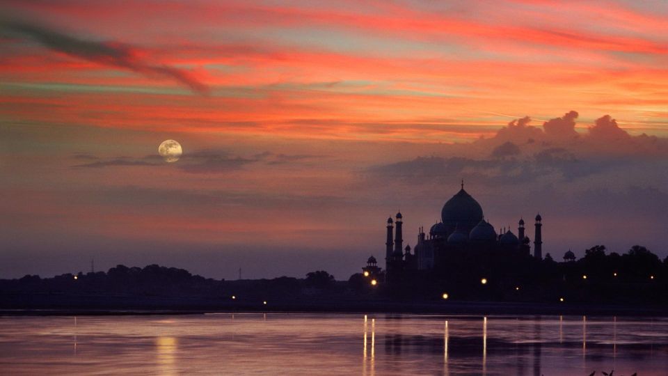 Taj Mahal Sunset Tour by Tuk Tuk With Private Guide - Taj Mahal Visit