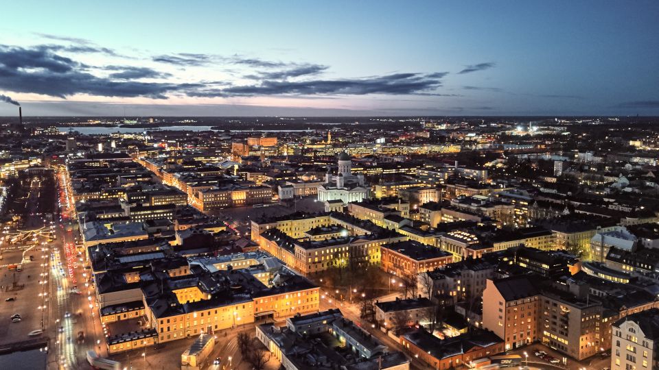 Tampere: Helicopter Transfer to Helsinki Airport - Highlights of the Helicopter Experience