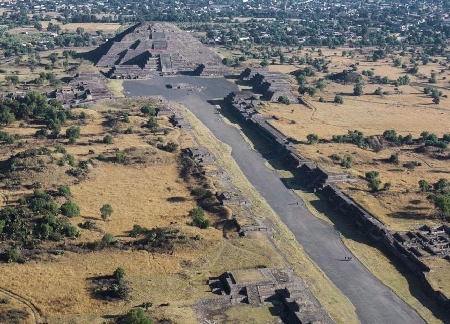 Teotihuacan Visit: Pyramids, Magic Town and UNESCO Site - Full Description