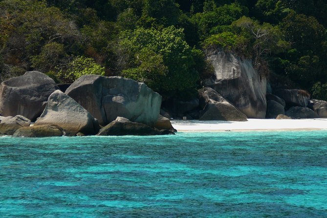 The Otherworldly Beauty of the Similans - Exploring Diverse Island Landscapes