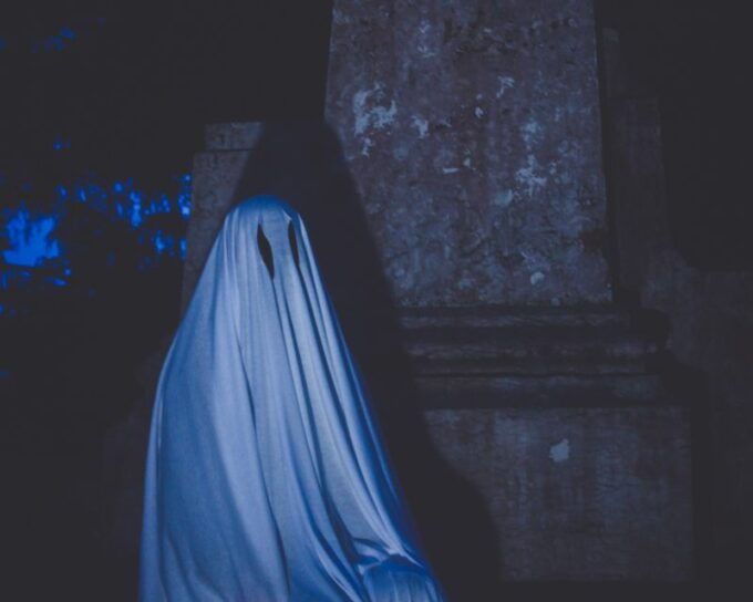 The Porto Ghost Walk: Haunted Private Tour in Old Porto - Full Description