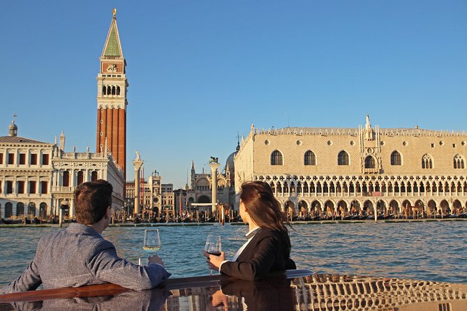 The Secrets of the Grand Canal - Boat Tour - Guide Experience