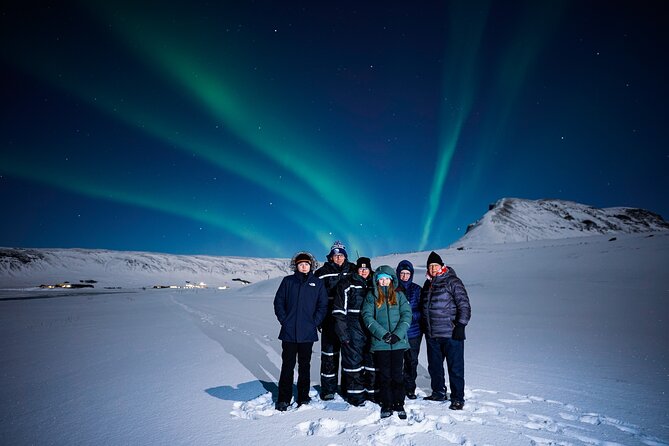 The Ultimate Private Northern Lights Tour With All Inclusive - Minimum Traveler Requirement and Reviews