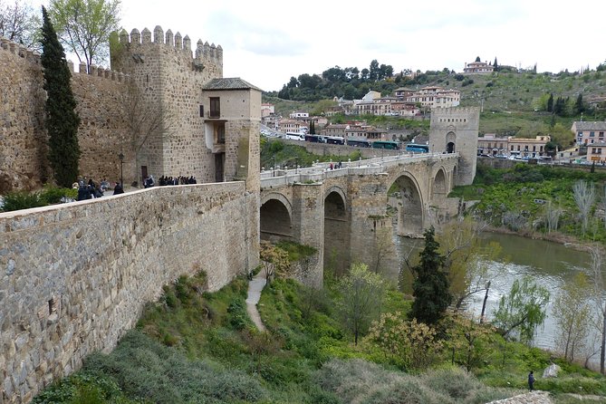 Toledo Day Trip From Madrid With Skip the Line Bracelet for Monuments Admission - Additional Information Provided