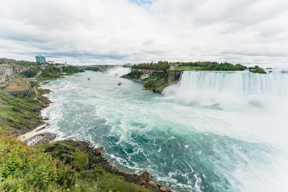 Toronto: Falls Day Tour With Boat Cruise & Niagara-The-Lake - Highlights