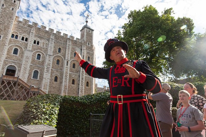 Tower of London Tour With a Beefeater Private Meet & Greet - Additional Information