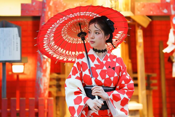 Traditional and Fashionable Kimono Experience - Language Options