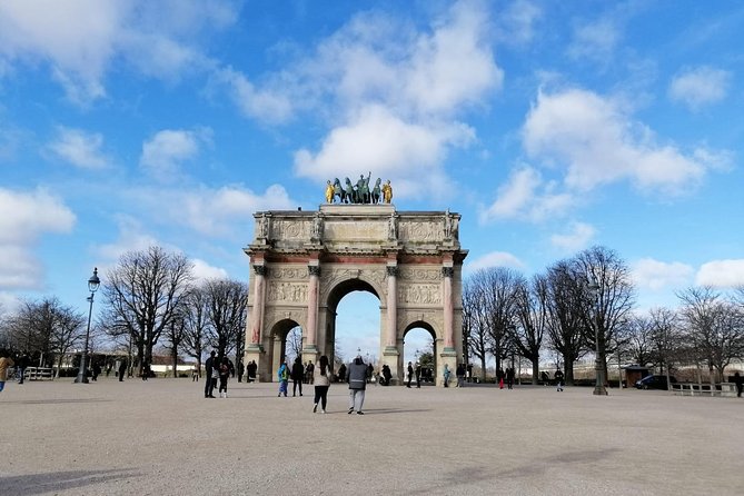 Treasures of Paris Private Tour for Kids and Families - Interactive Learning Opportunities