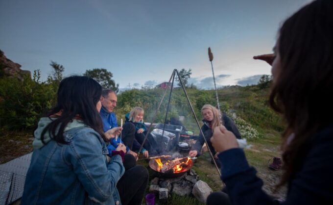 Tromso: Midnight Sun Campfire Tour - Meeting Point Details