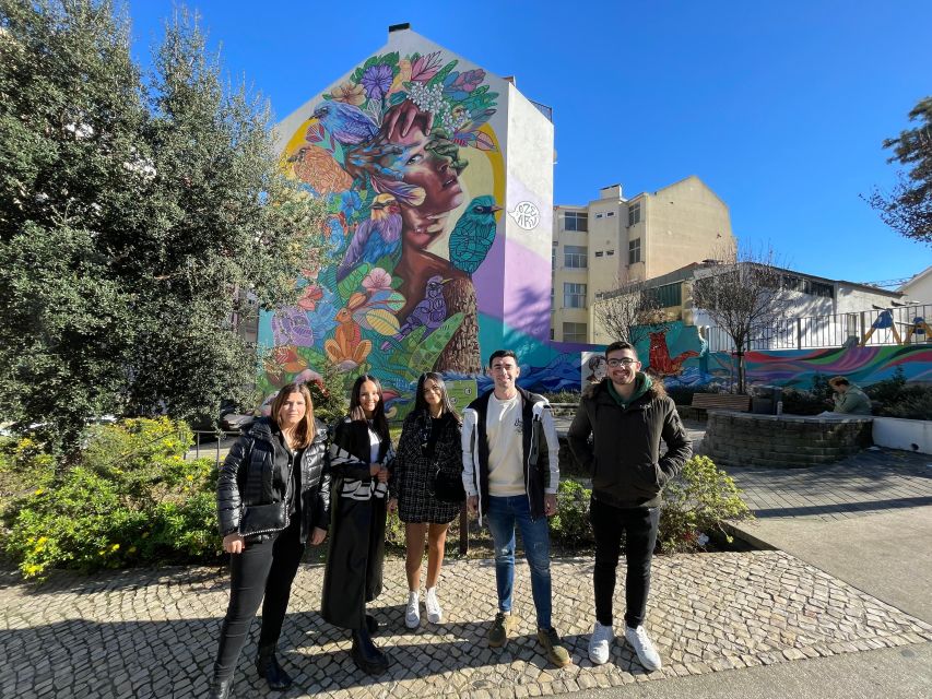 Tuk Tuk Feel Lisbon With Viewpoints,Street Art and Old Town - Full Description