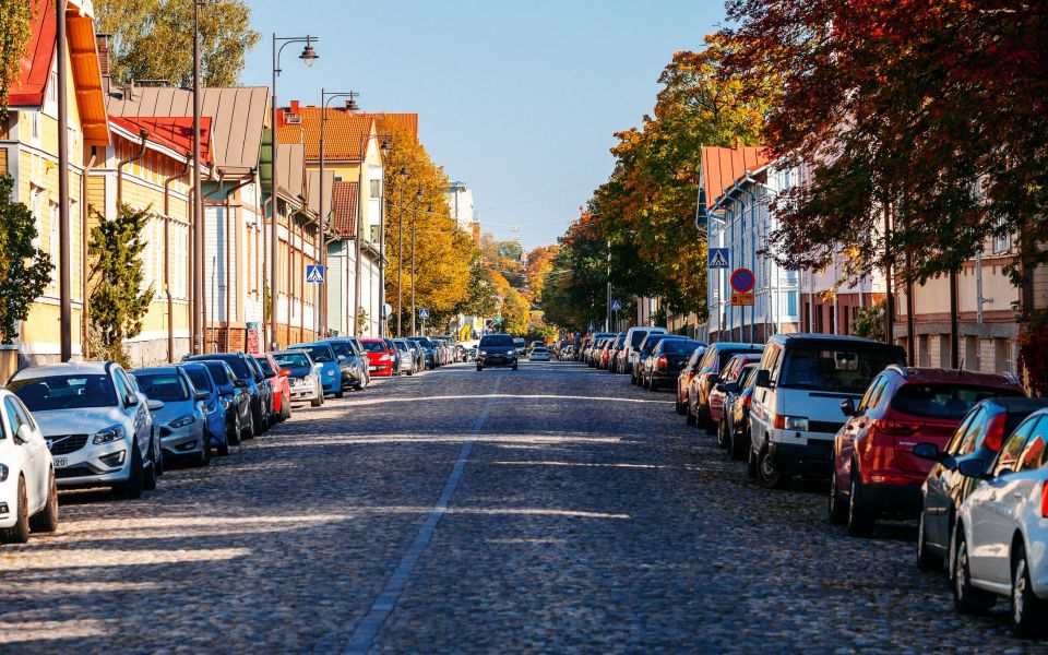 Turku Enchanting Romantic Walking Tour - Captivating Turku Landscapes