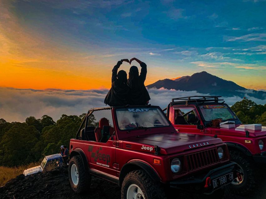 Ubud: Batur Volcano Sunrise 4WD Jeep & Hot Spring - Tour Guide & Vehicle