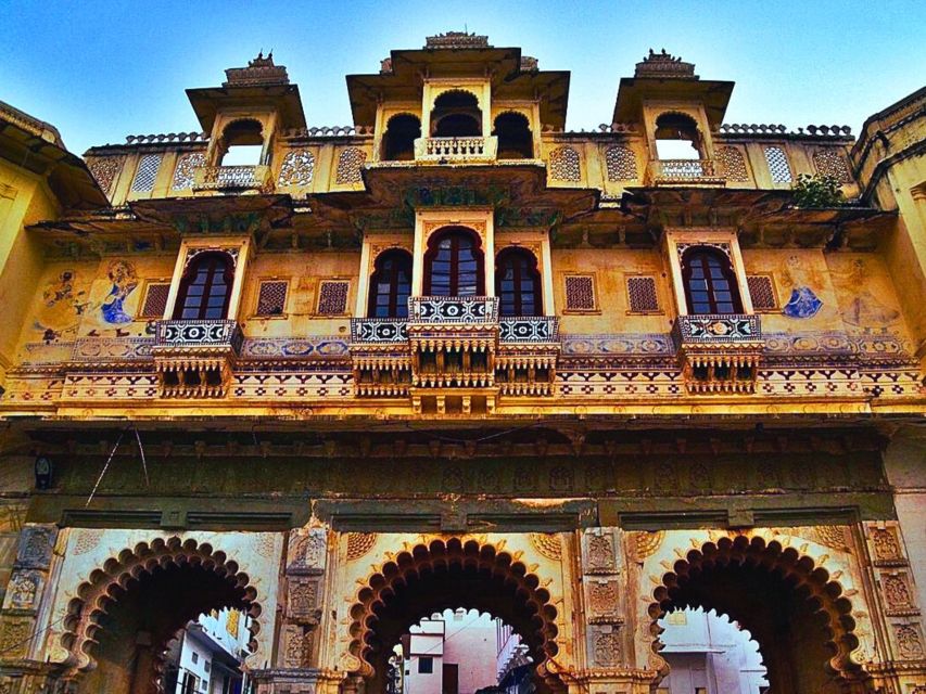 Udaipur Cultural Walking Tour With Local Snacks - Tour Highlights