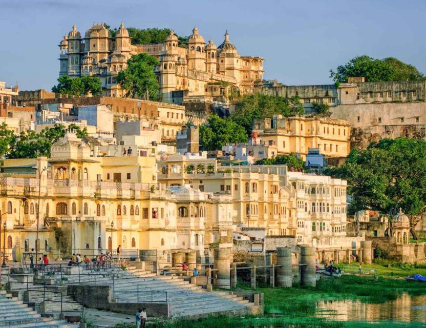 Udaipur: Private Sightseeing Guided City Tour in Udaipur - Experience Highlights and Top Attractions