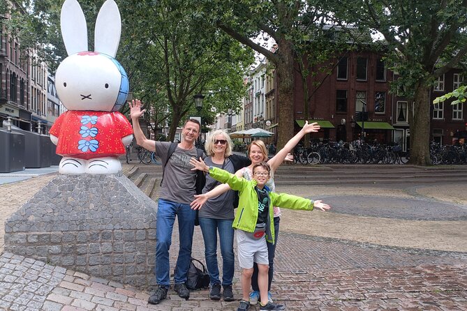 Utrecht Guided Highlights Walking Tour - Gratuities Information