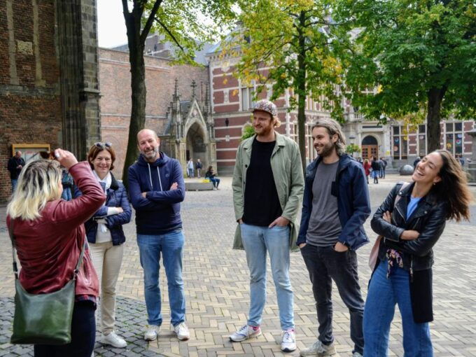 Utrecht Walking Tour With a Local Comedian as Guide - Booking Information