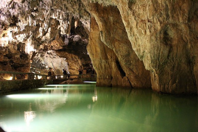 Valporquero Cave Excursion - Accessibility Notes