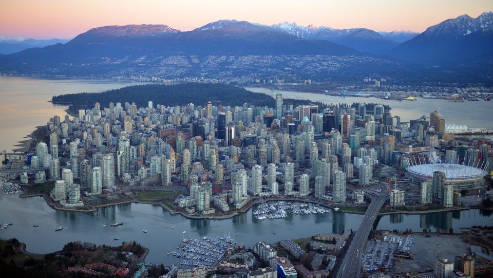 Vancouver: Private Tour With a Local - Review Summary