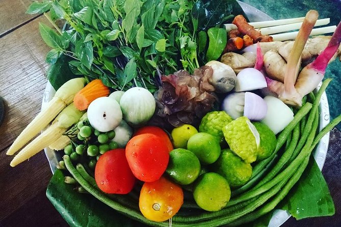 Vegetarian Organic Thai Cooking Class and Market Tour in Phuket - Activity Overview