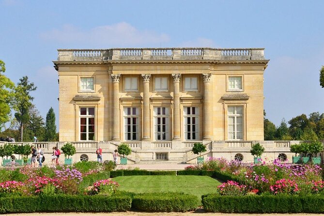 Versailles Half Day Private Tour: Trianons & Gardens Included - Private Tour Experience