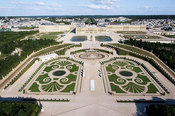 Versailles Private Round-Trip Luxury Transfer From Paris - Pickup and Cancellation Policies