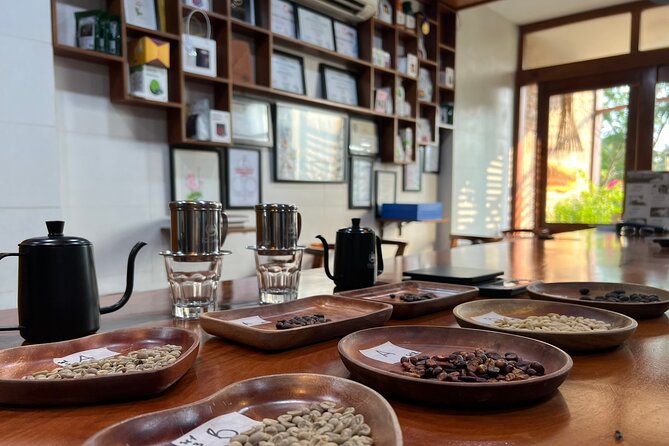 Vietnamese Specialty Coffee Class in Ho Chi Minh - Indulge in Coffee Cocktail Creations